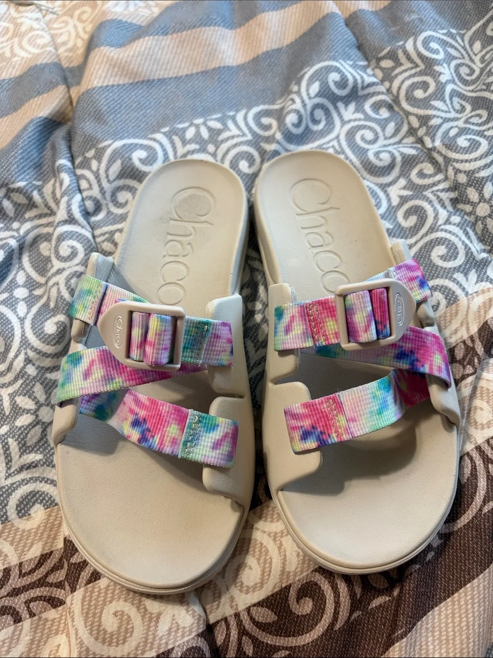 Chaco Chillos Sandals Like New Kids Lite Tie Dye Waterproof Beach Sandals Size 4